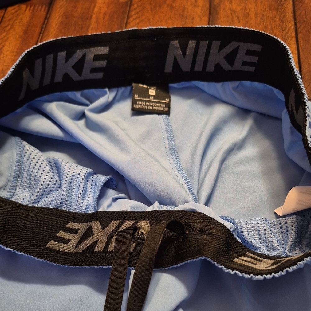 Nike Light Blue Sports Shorts - Picture 2 of 6